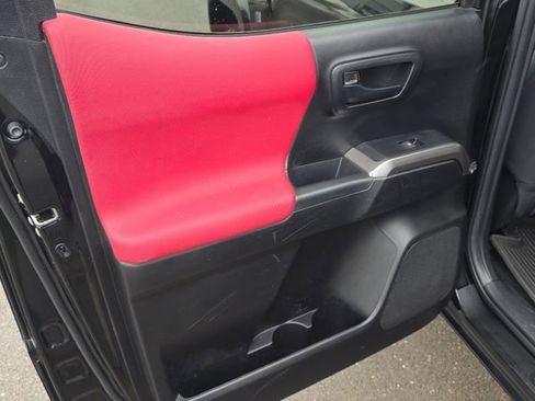 Used 2022 Toyota Tacoma SR5 w/ Black Out Package (TMS) image 22