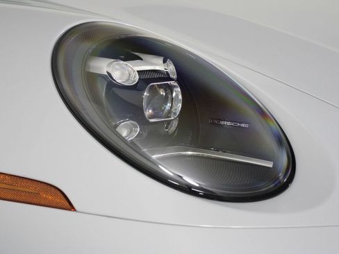 Certified 2023 Porsche 911 Carrera 4S AWD/4WD image 27