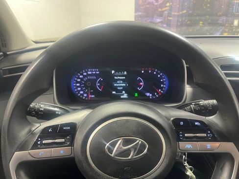 Certified 2023 Hyundai Tucson SE image 12