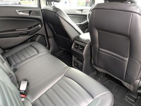 Used 2022 Ford Edge SEL w/ Convenience Package AWD/4WD image 15