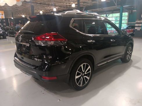Used 2019 Nissan Rogue SL w/ Premium Package AWD/4WD image 10
