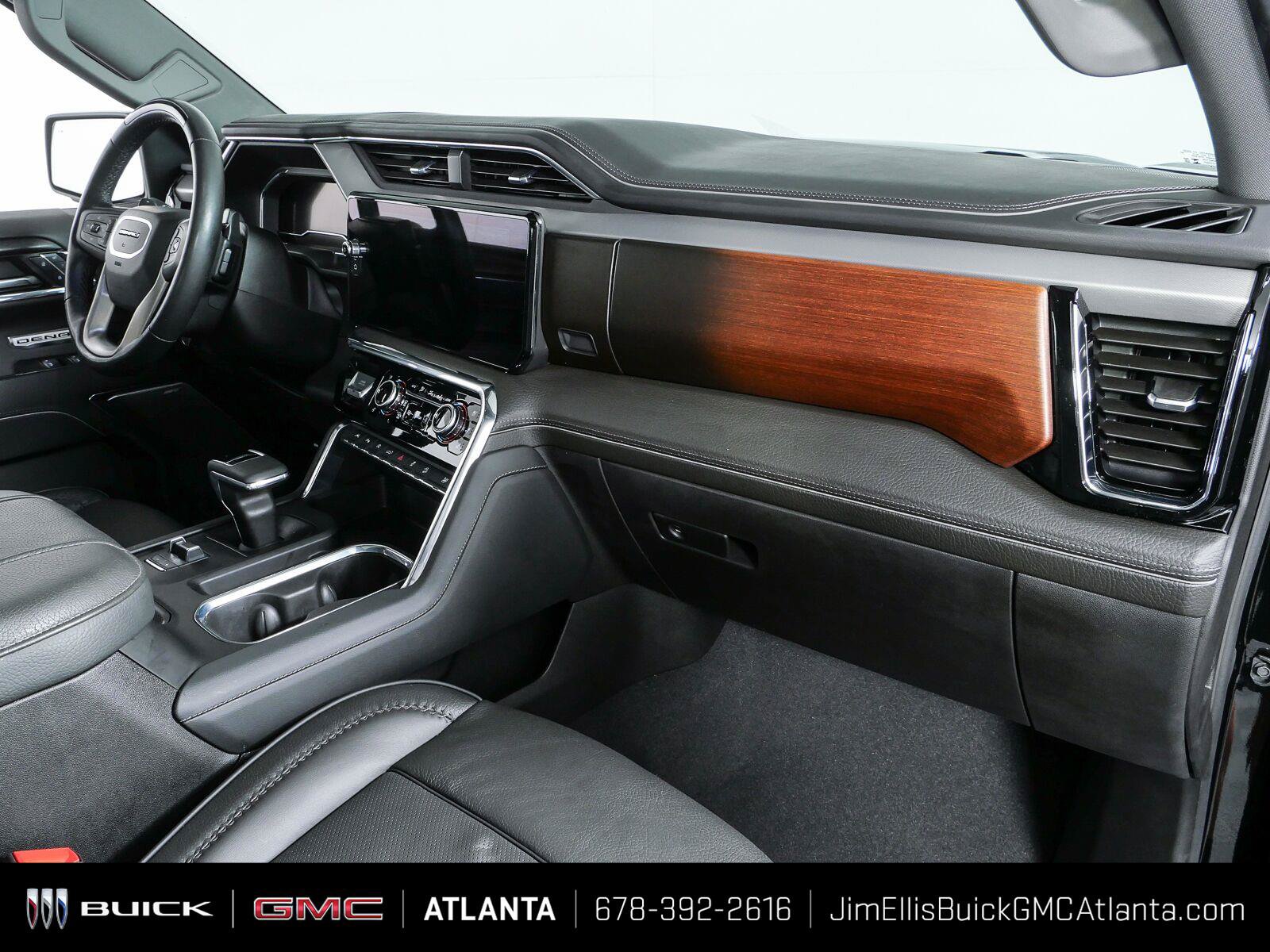 Used 2024 GMC Sierra 1500 Denali AWD/4WD image 28