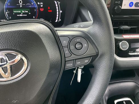 Used 2026 Toyota Corolla LE FWD image 24