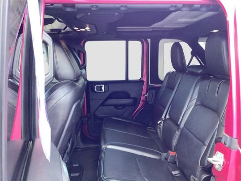 Used 2022 Jeep Wrangler Unlimited Rubicon 4xe w/ Cold Weather Group image 13