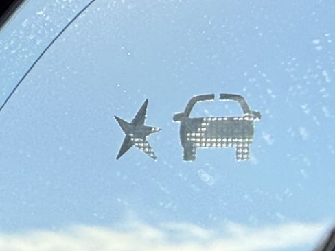 New 2026 GMC Acadia Denali w/ Super Cruise Package image 36