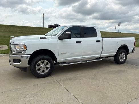 Used 2024 RAM 2500 Big Horn AWD/4WD image 7