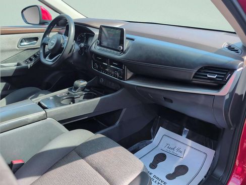 Used 2022 Nissan Rogue SV FWD image 34