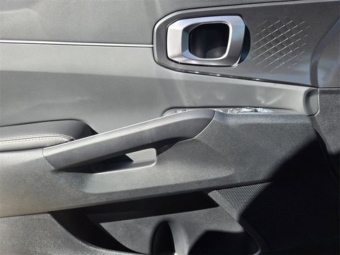 New 2026 Kia Sorento S image 16