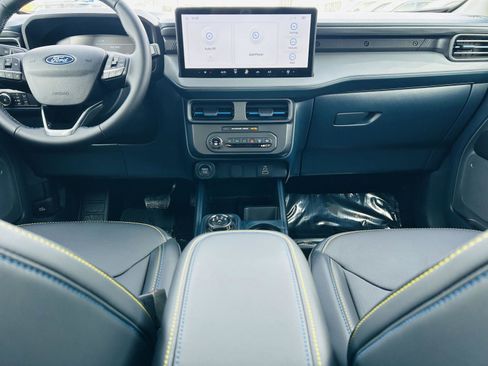 New 2026 Ford Maverick Lobo image 21