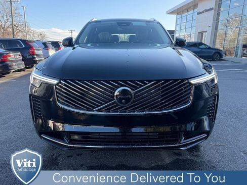 New 2026 Volvo XC90 T8 Ultra w/ Protection Package Premier image 3
