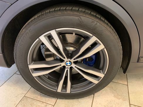 Used 2024 BMW X7 M60i AWD/4WD image 11