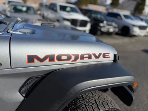 Used 2020 Jeep Gladiator Mojave w/ Dual Top Group image 20