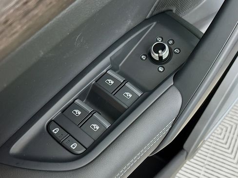 Used 2023 Audi Q5 2.0T Prestige image 18