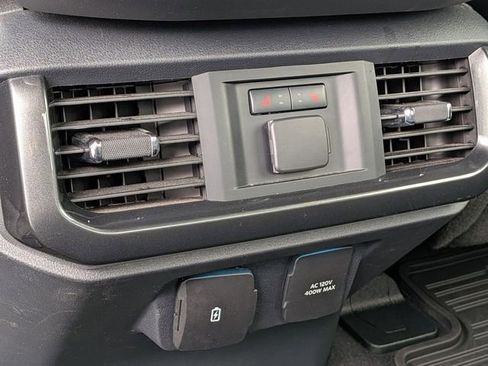 Used 2023 Ford F150 Lariat w/ Equipment Group 502A High AWD/4WD image 31