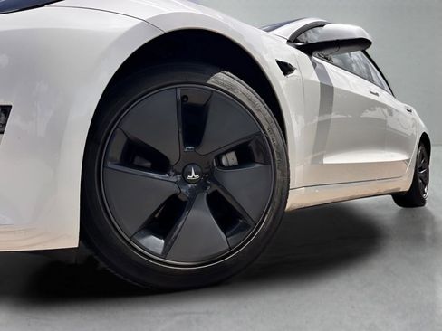 Used 2023 Tesla Model 3 Standard Range RWD image 27