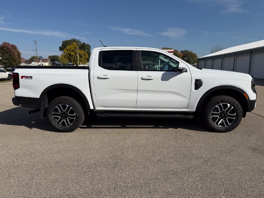 Used 2024 Ford Ranger Lariat w/ FX4 Off-Road Package AWD/4WD image 4