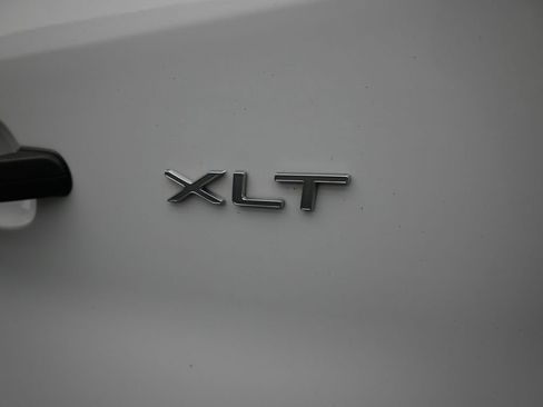 Used 2023 Ford Transit 350 XLT image 37