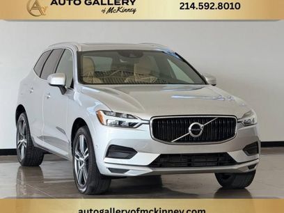 Used 2019 Volvo XC60 T6 Momentum w/ Premium Package