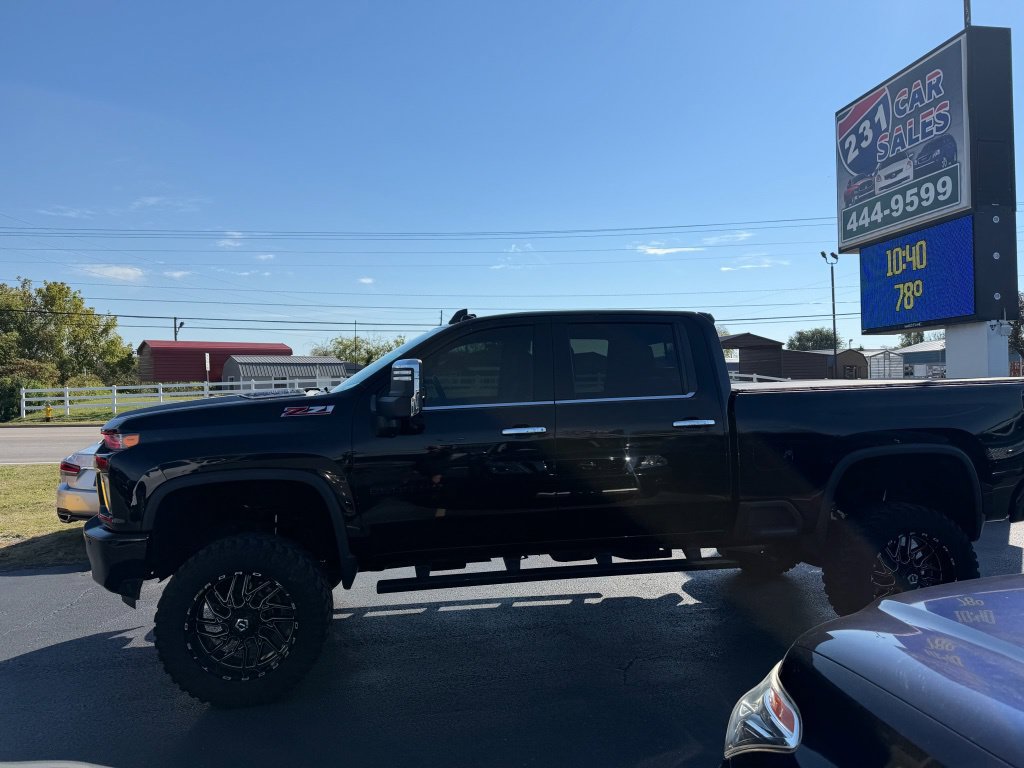 Used 2020 Chevrolet Silverado 2500 LTZ w/ LTZ Plus Package AWD/4WD image 6