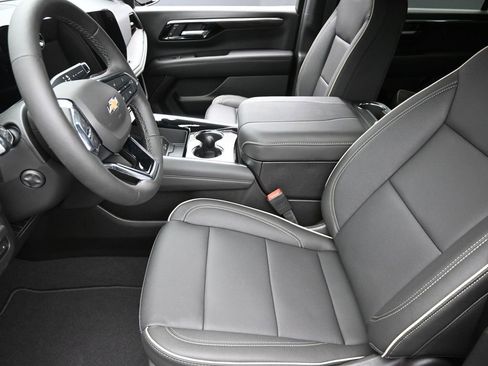 New 2026 Chevrolet Suburban Premier w/ Sun And Tow Package image 17