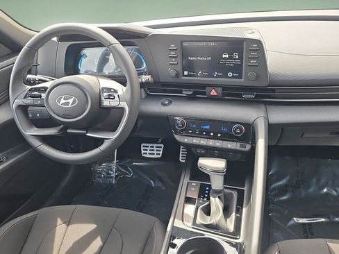 New 2026 Hyundai Elantra SEL Sport Premium w/ Cargo Package FWD image 27