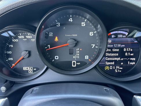 Certified 2024 Porsche 718 Boxster image 25