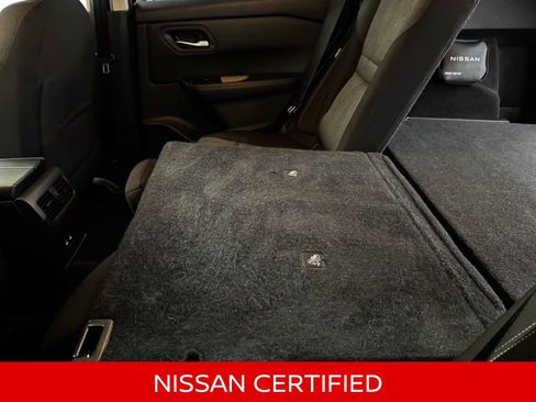 Certified 2025 Nissan Rogue SV AWD/4WD image 33