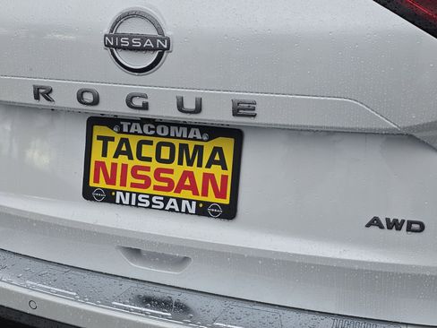 New 2026 Nissan Rogue SV w/ SV Premium Package image 27