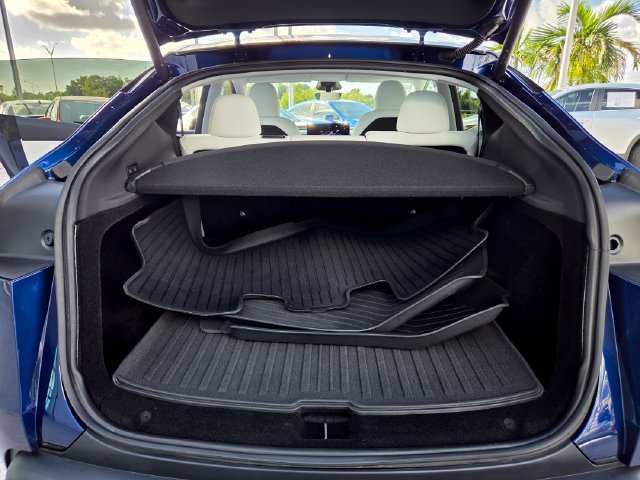 Used 2026 Tesla Model Y Long Range RWD image 21