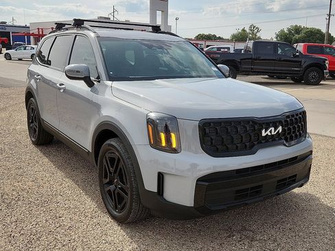 Used 2024 Kia Telluride EX X-Line image 4