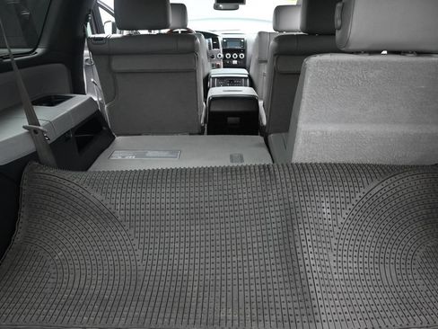 Used 2017 Toyota Sequoia Platinum AWD/4WD image 23