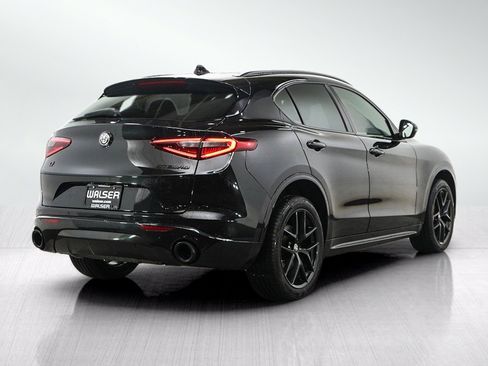 Used 2020 Alfa Romeo Stelvio Ti Sport w/ Quick Order Package 22S Sport AWD/4WD image 5