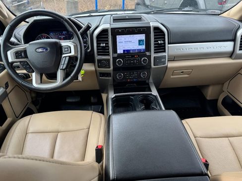 Used 2020 Ford F350 Lariat w/ Lariat Value Package image 11