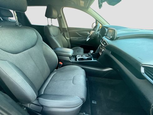 Used 2019 Hyundai Santa Fe SEL image 29