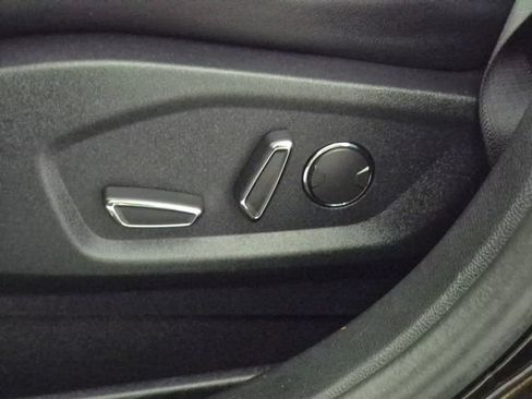 Used 2018 Ford Edge Sport w/ Equipment Group 401A AWD/4WD image 17