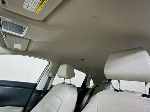 Used 2026 Honda HR-V LX image 11