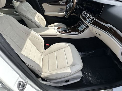 Certified 2022 Mercedes-Benz E 450 4MATIC All-Terrain Wagon image 15