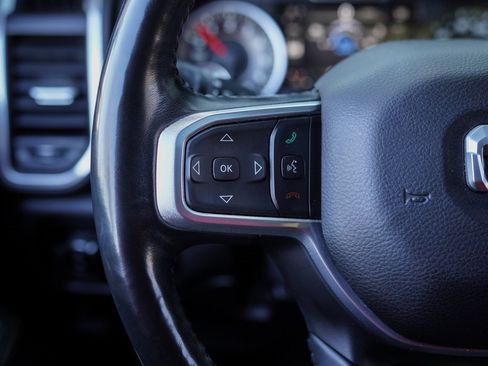 Used 2020 RAM 1500 Laramie image 28