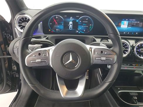 Used 2022 Mercedes-Benz A 220 image 21