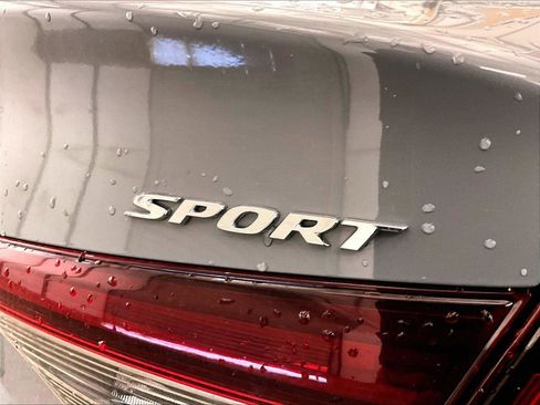 Used 2025 Honda Civic Sport image 13