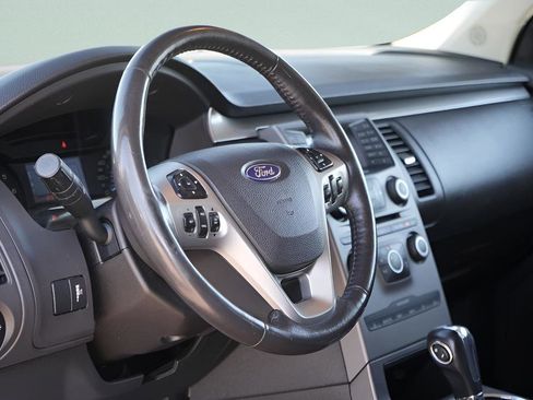 Used 2015 Ford Flex SE FWD image 23