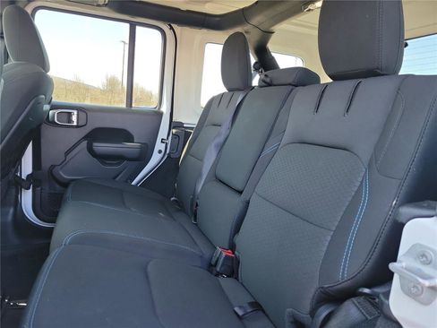 Used 2022 Jeep Wrangler Unlimited Rubicon 4xe w/ Cold Weather Group image 11