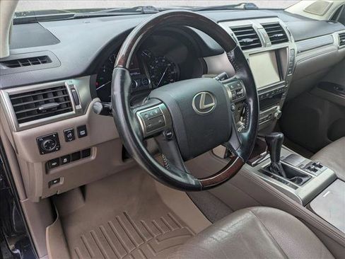 Used 2019 Lexus GX 460 Premium image 9