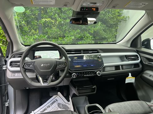 New 2027 Chevrolet Bolt RS FWD image 30