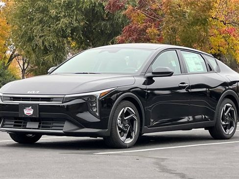New 2025 Kia K4 EX image 8