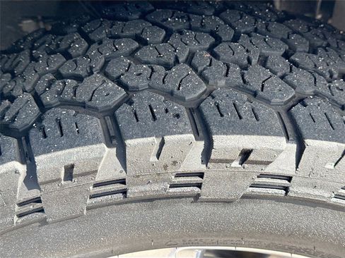 Used 2021 Ford F150 Lariat image 43