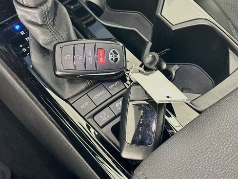 Used 2026 Toyota Camry XSE AWD/4WD image 26