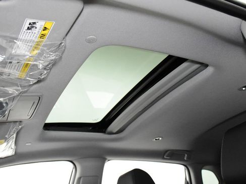 New 2025 Acura ADX Base image 8