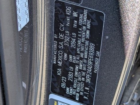 Used 2023 Kia Forte LXS image 35