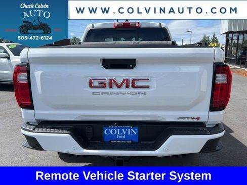 Used 2024 GMC Canyon AT4 w/ Technology Package AWD/4WD image 9